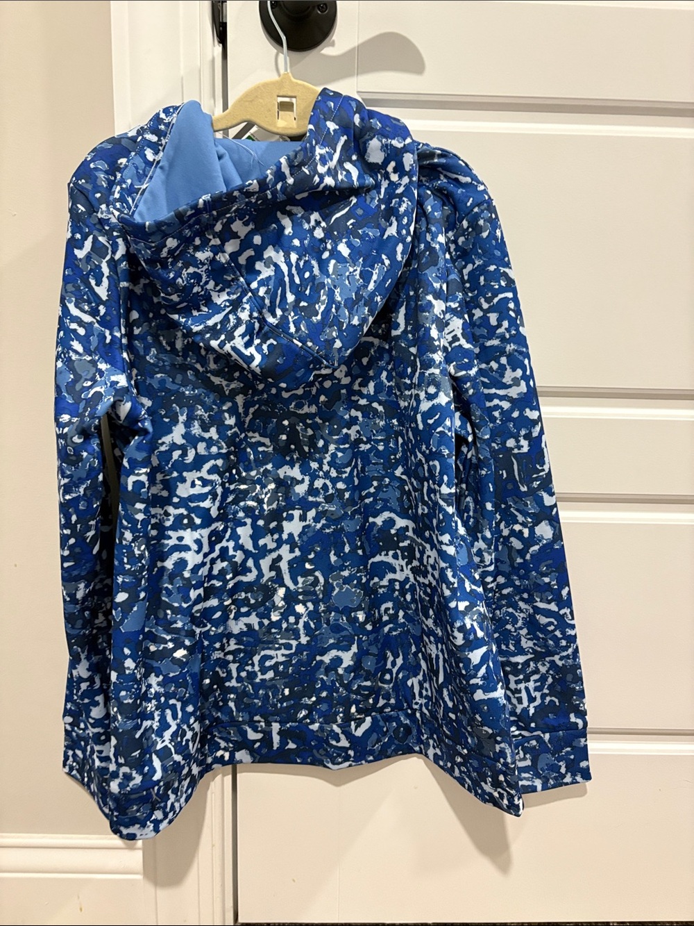 Under Armour Blue and White Camo Hoodie - Picture 3 of 3